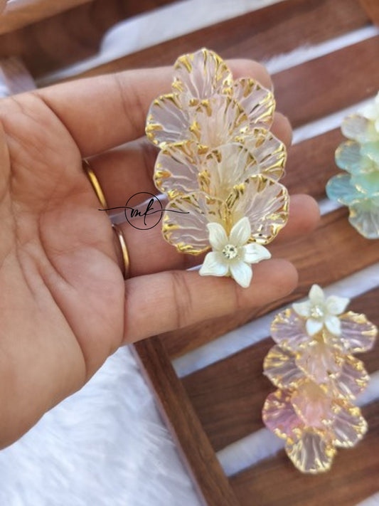 Transparent peach Alligator pin