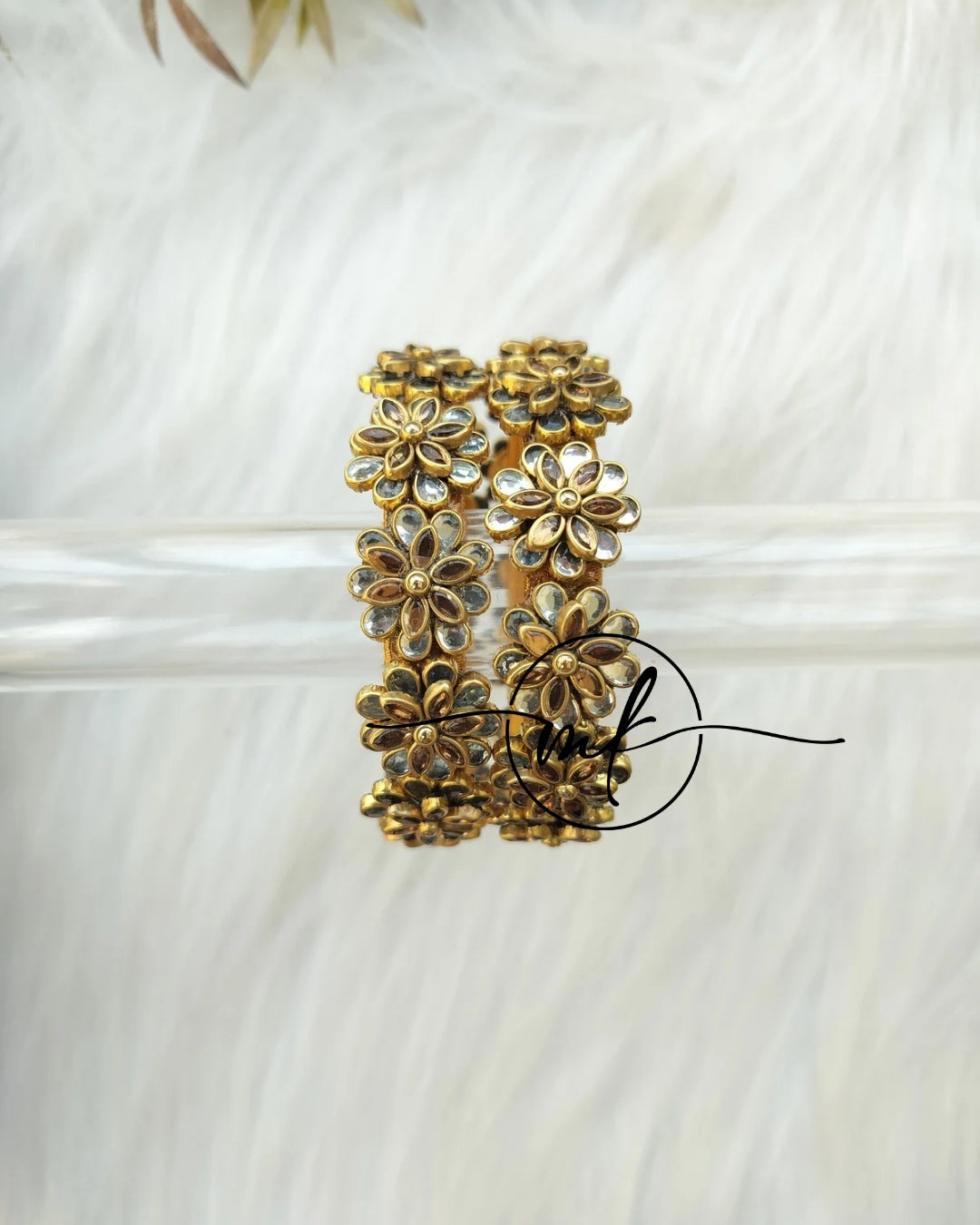 White Floral Kundan bangle Set