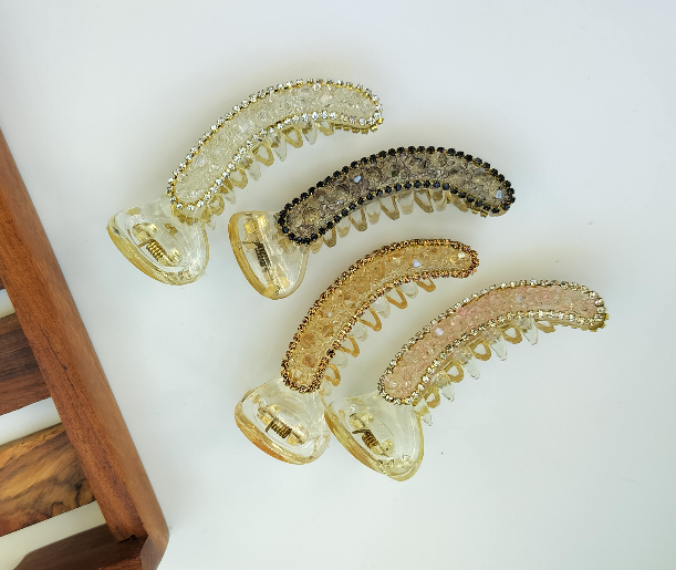 Crystal V Type Banana Clip
