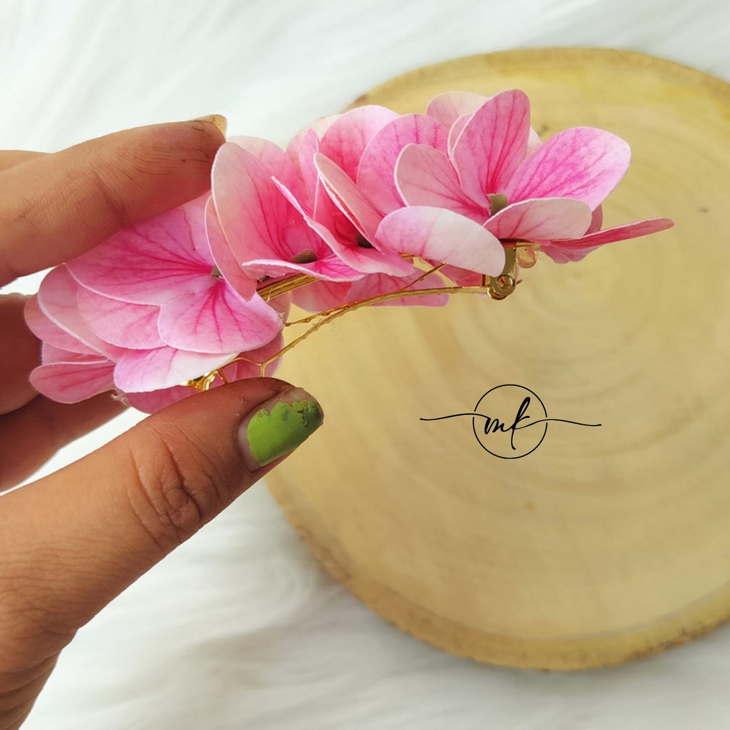 Pink Floral Center clip