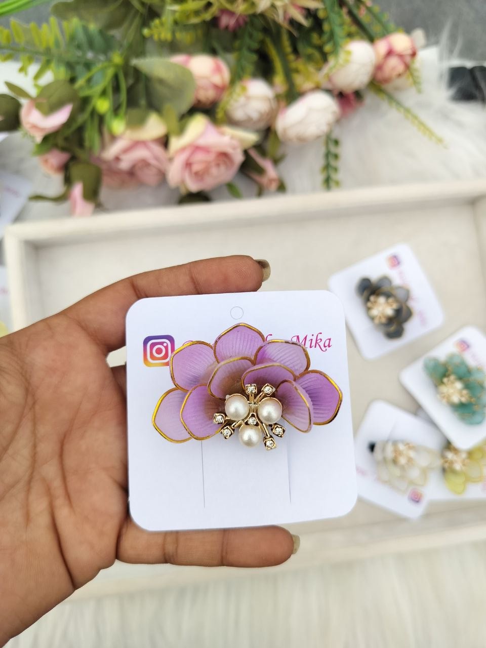 Lavender Shea Half Flower Alligator clip