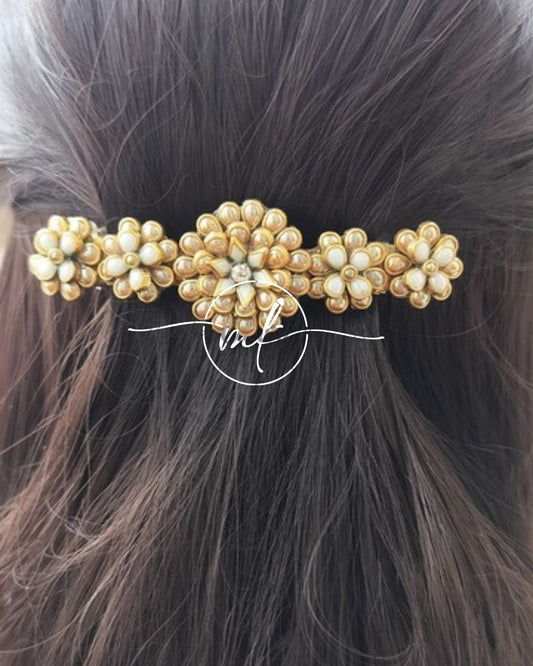 3D Kundan Center Clip