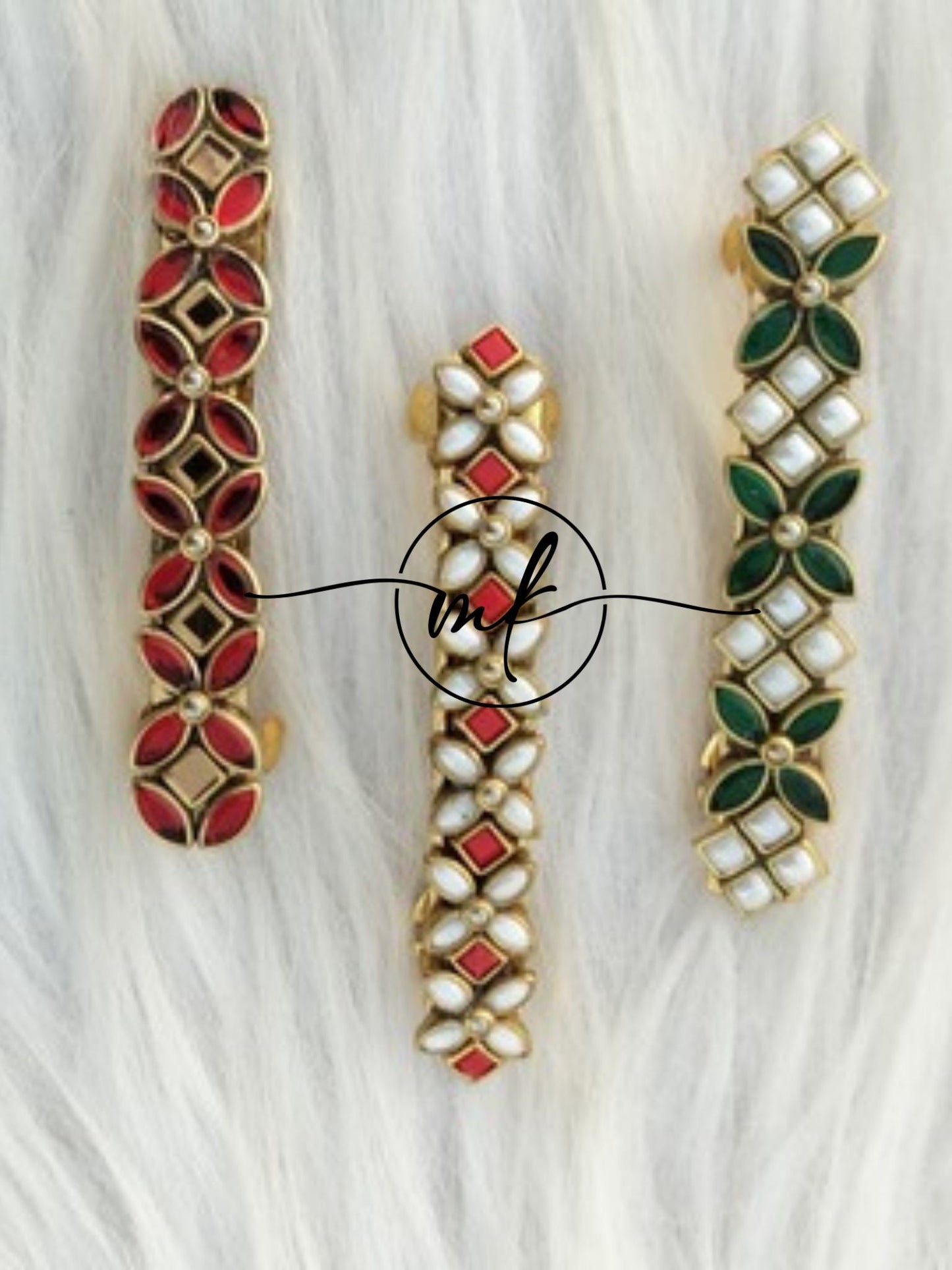 Kundan Center clip