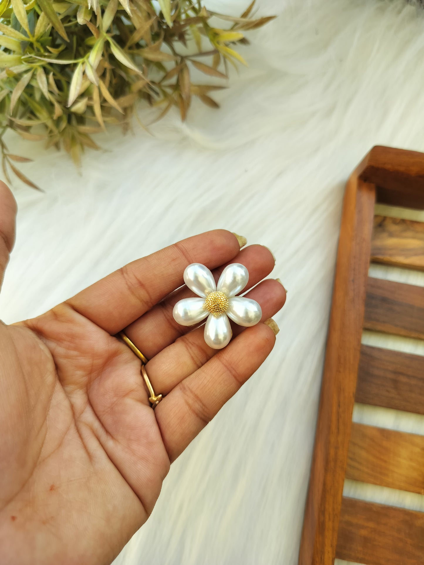 Floral Premium Brooch pin
