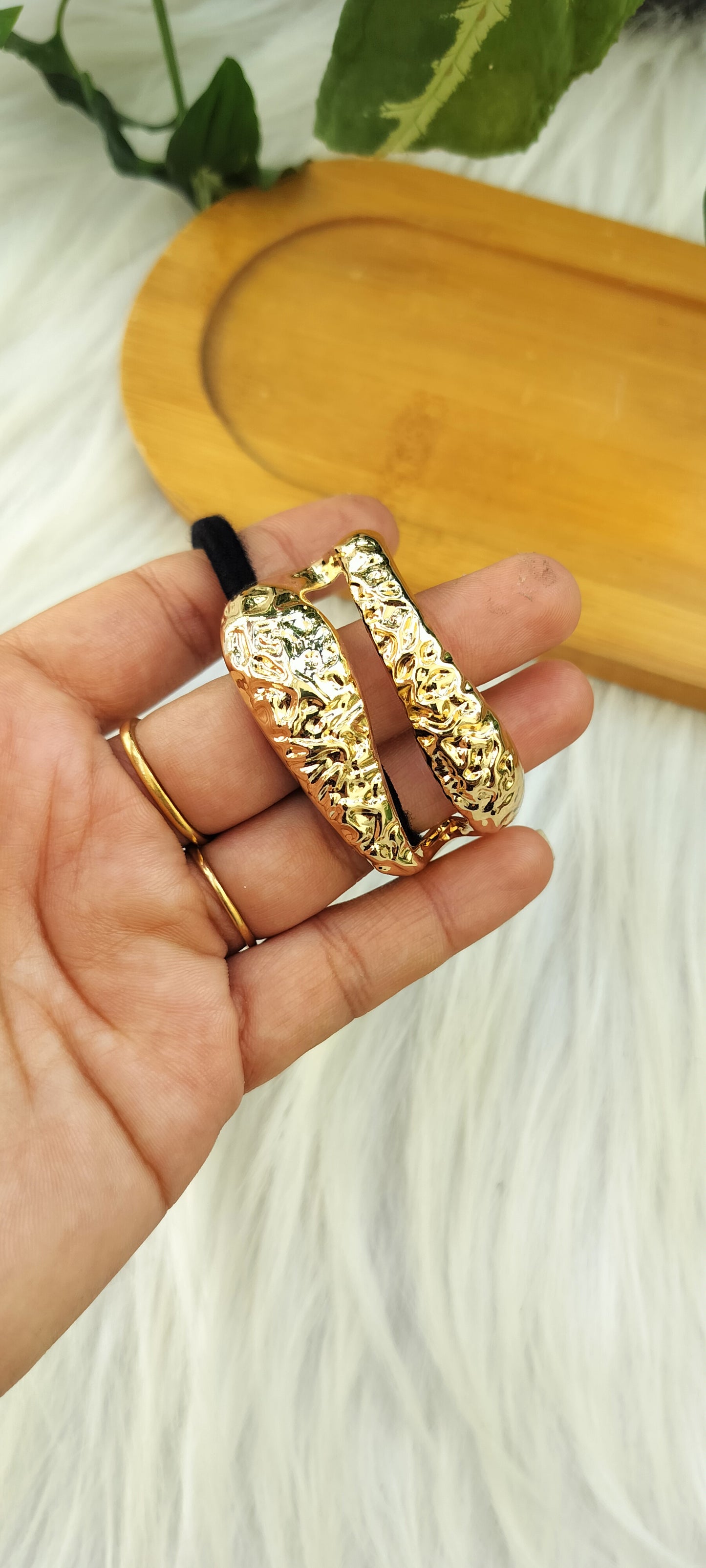 Anti tarnish Gold pony cuff - Premium hair ties