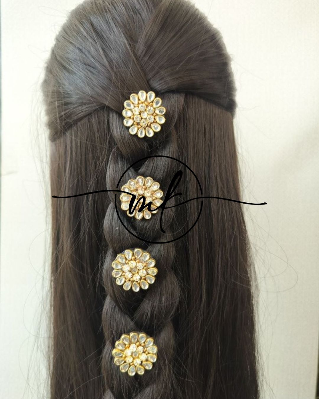 Rini White small Hair brooch