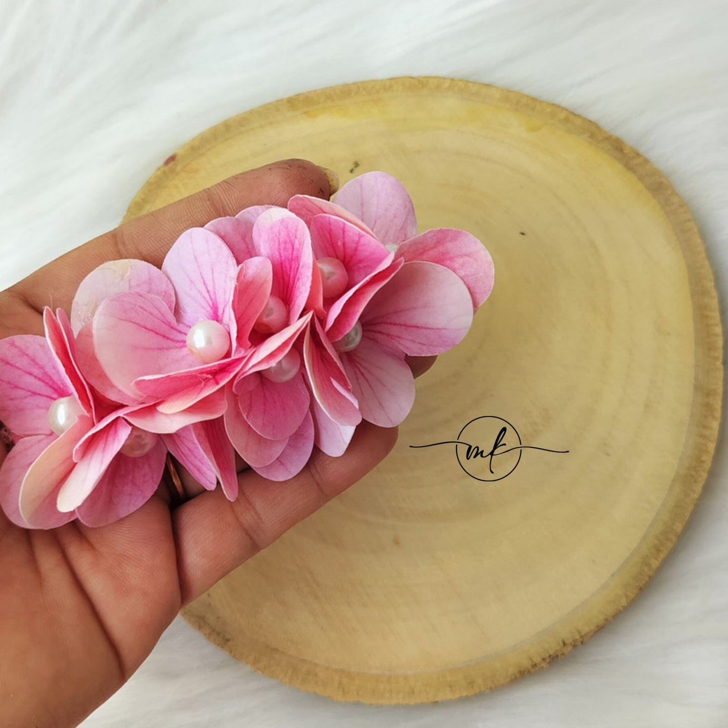 Pink Floral Center clip