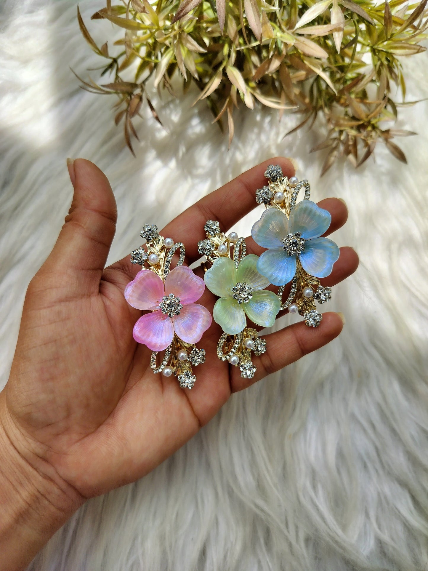 Flower Metal Buckle Clip - Medium Size