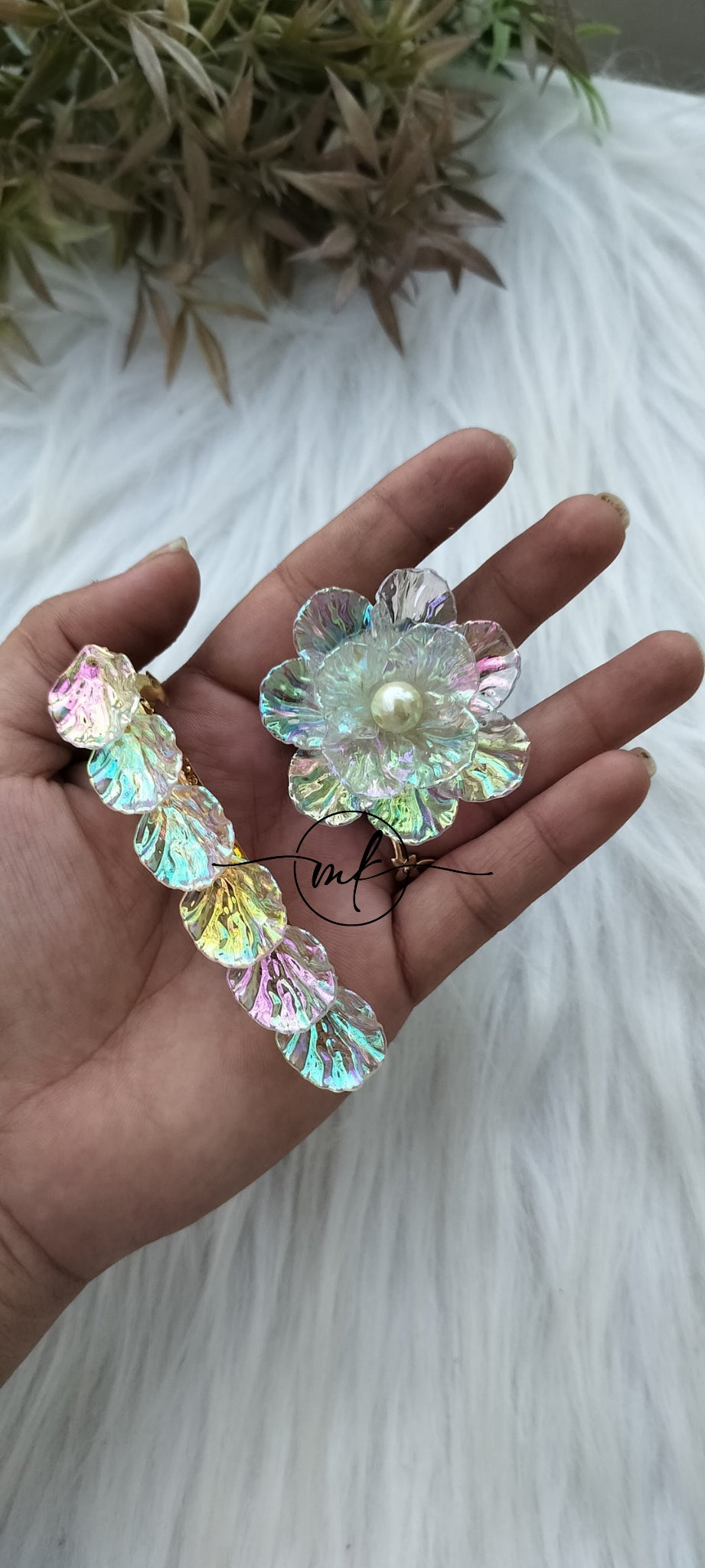 Rainbow Shell Center clip and Hair ties Combo