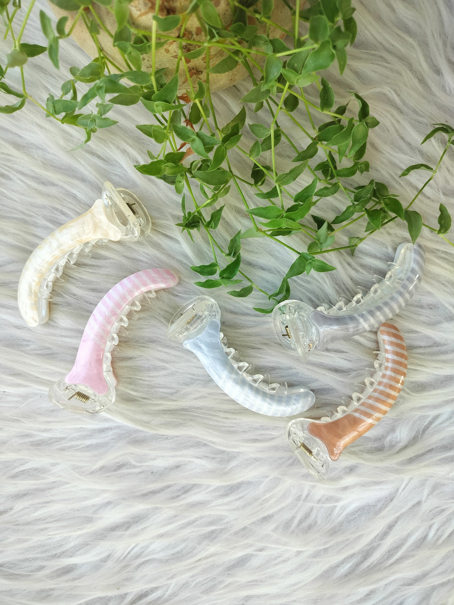 Marble Finish Banana clips- Big Size - V type