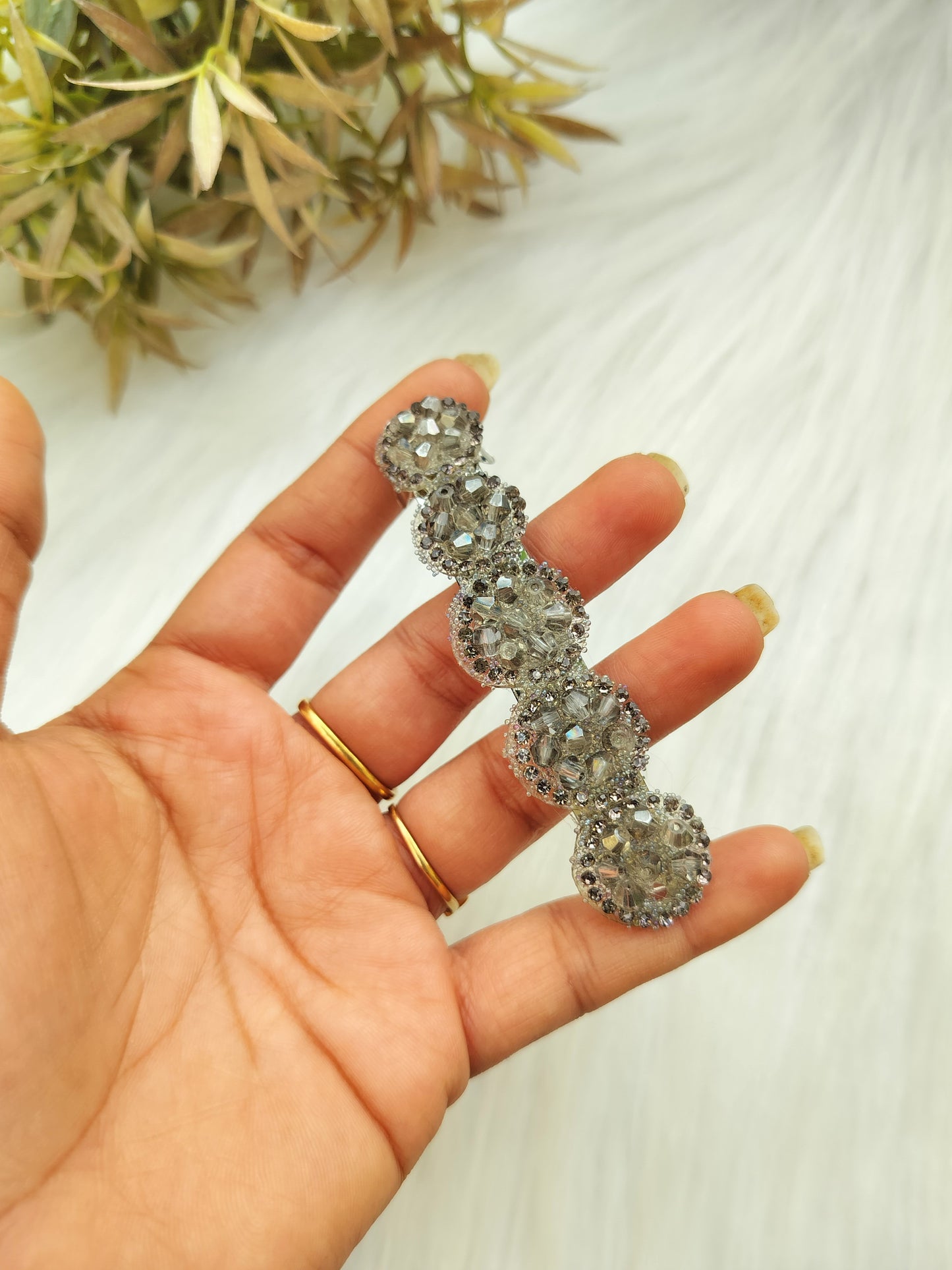 Black Crystal Baratte Clip