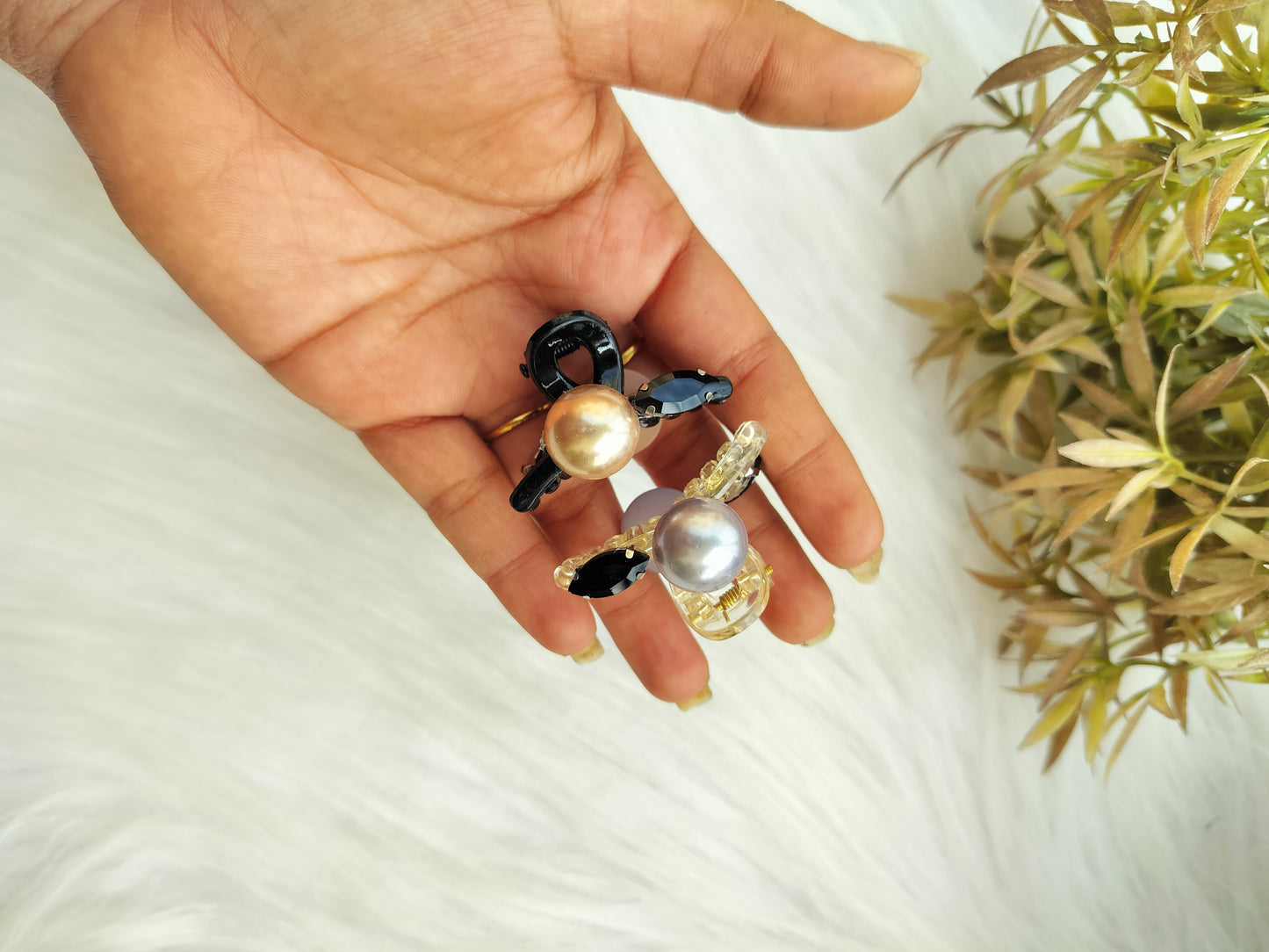 Pearl Crystal Claw