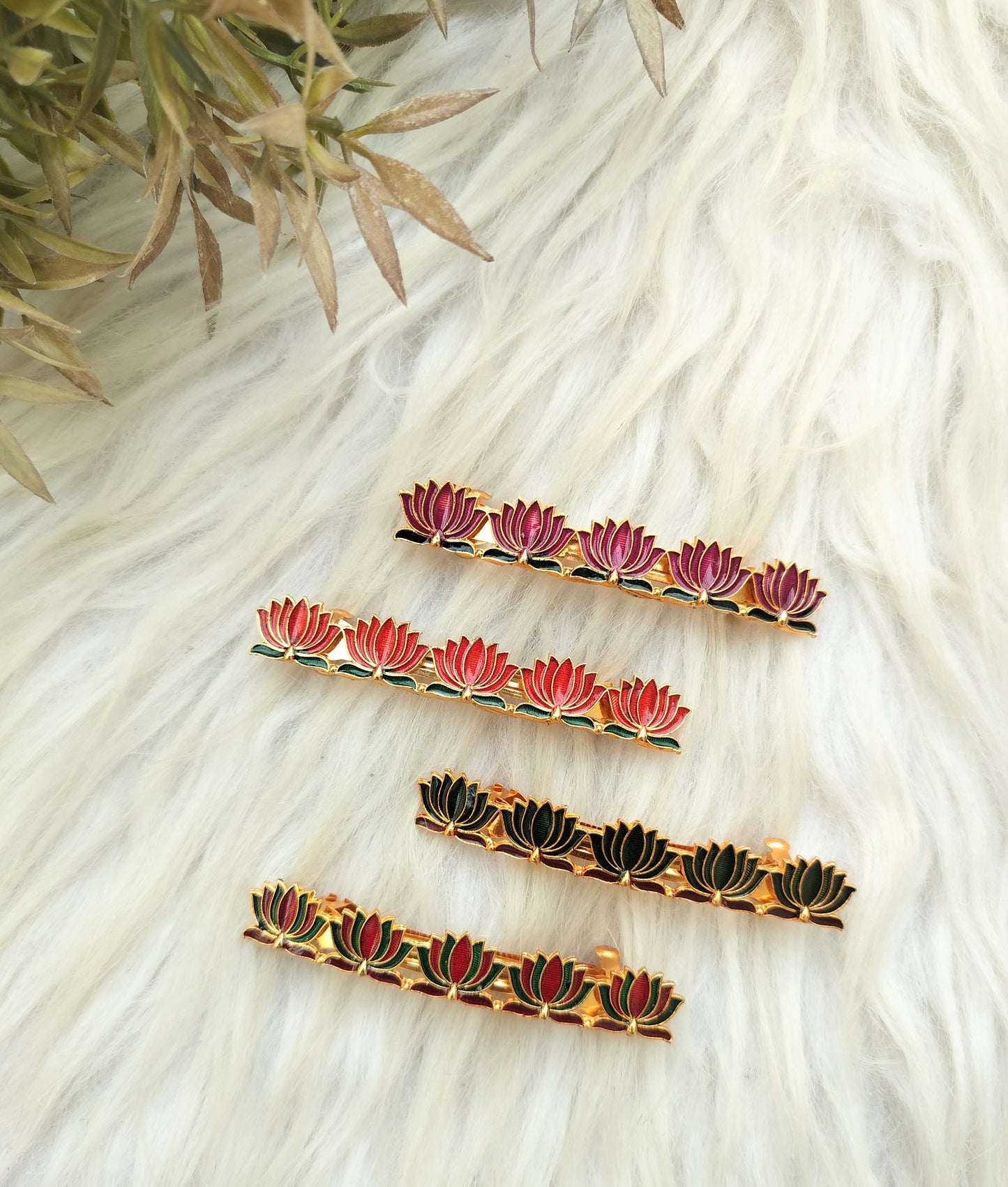 Premium Lotus Metal Center clip