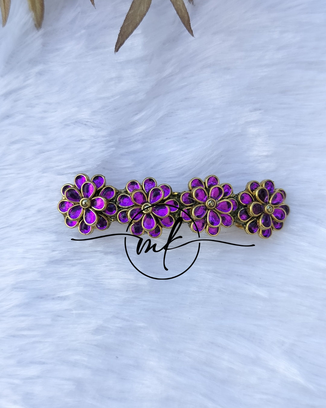 Purple 2D kundan Center clip