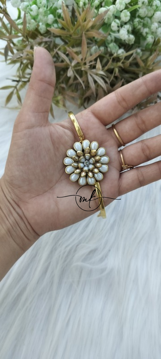 White Kundan Bracelet