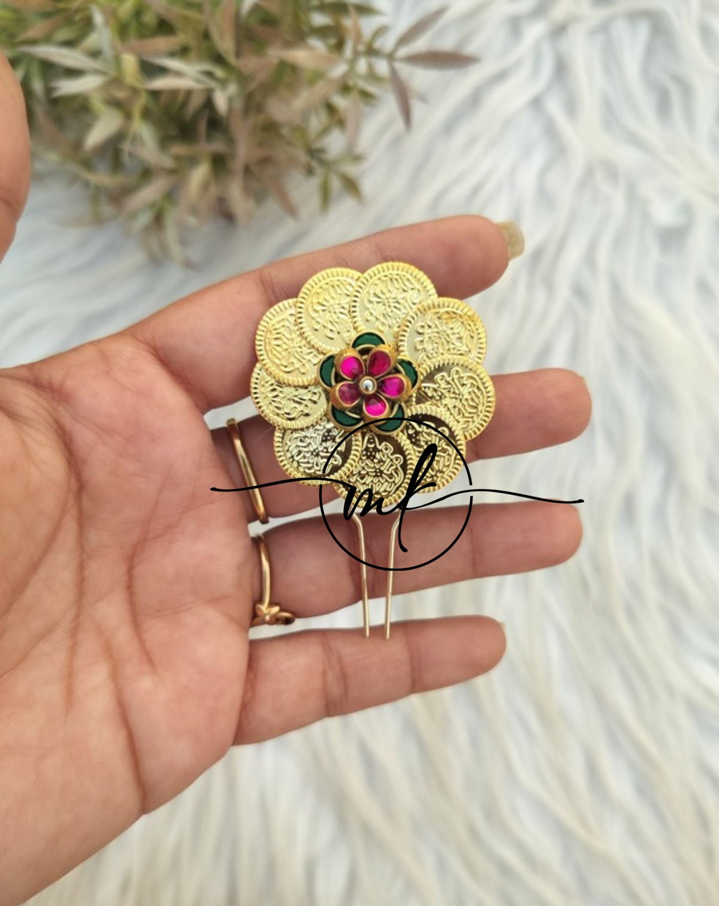 Cira HAIR Green Rose Brooch