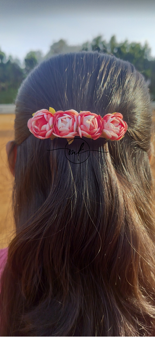 Red Rose Bud center clip