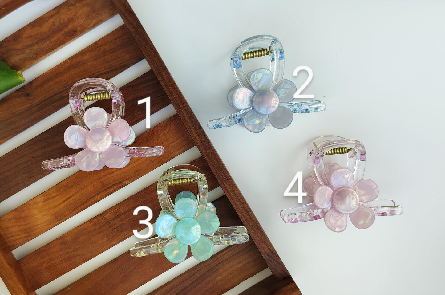 Flower Marble Finish Claw