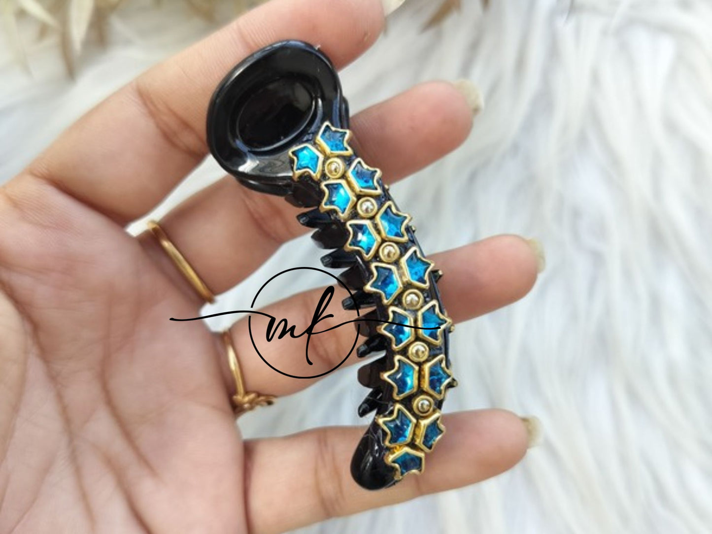 Kundan Banana clip - V type