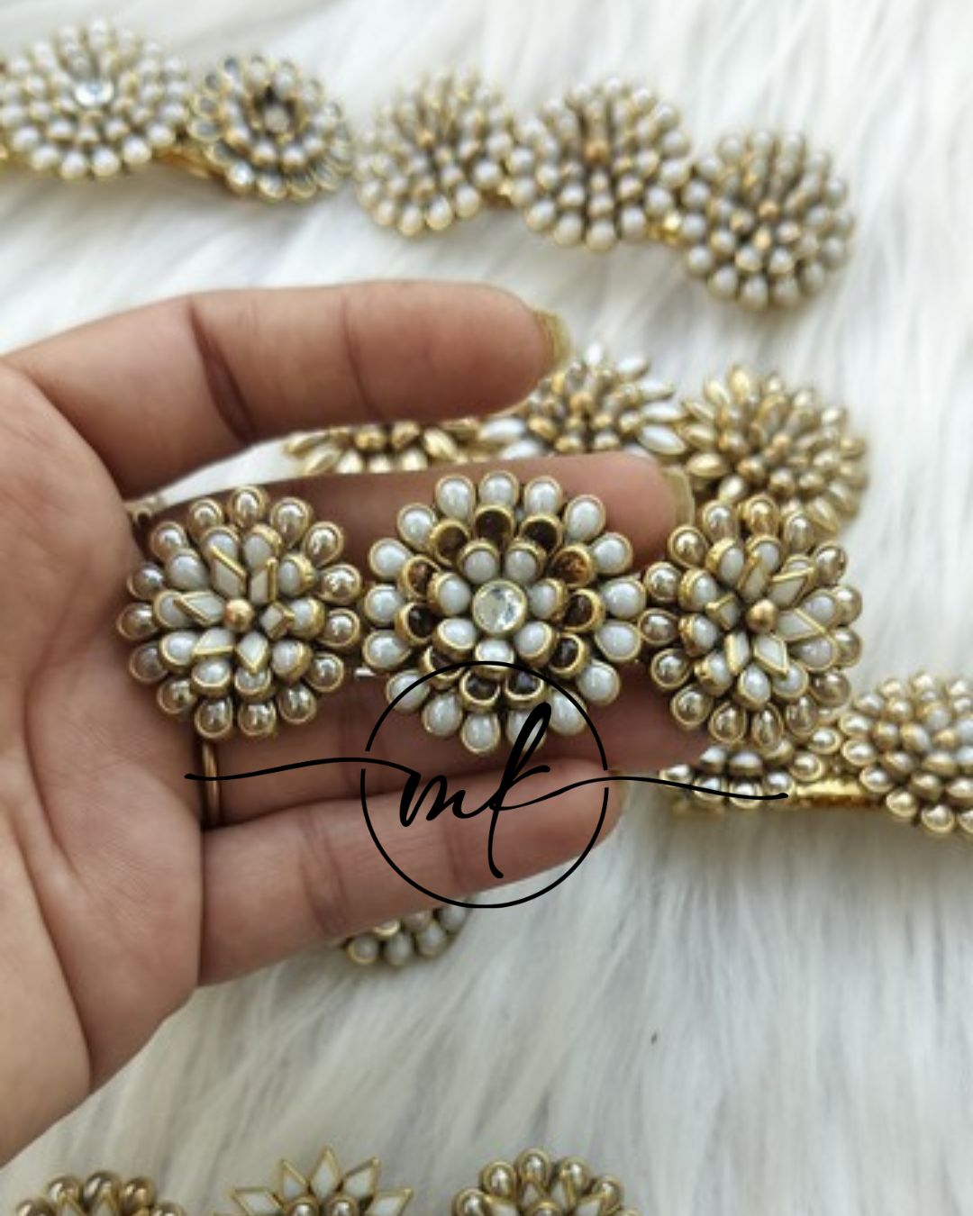 3D kundan Center clip