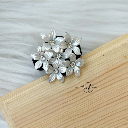 White Flower Hair tie