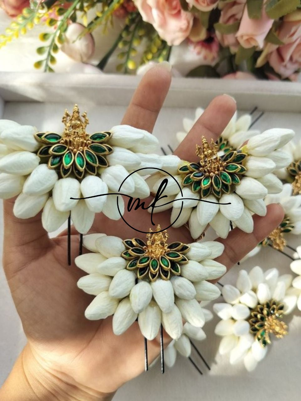 RAMA Green Lakshmi Malli 2L ARFL Hair Brooch