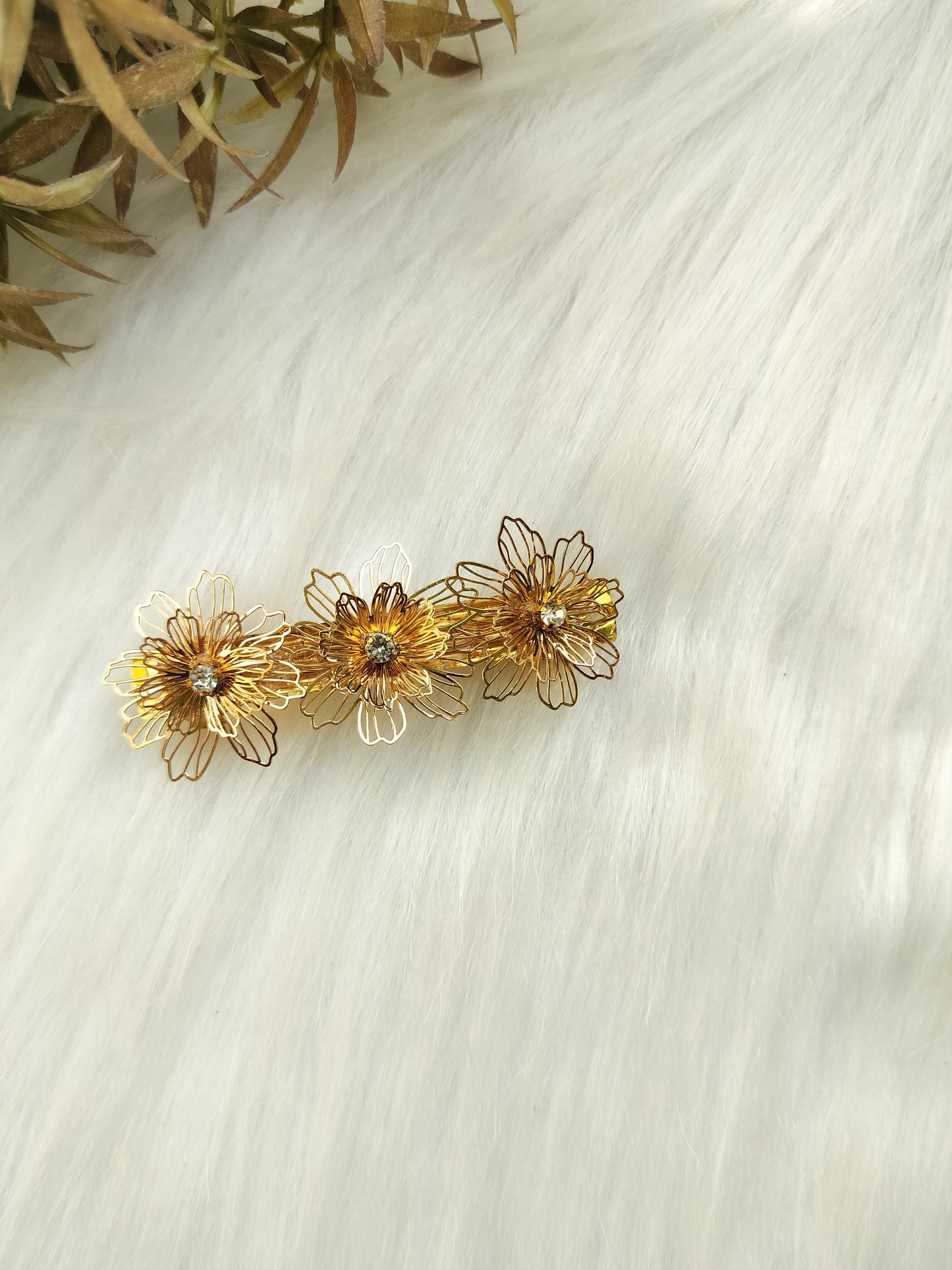 Metal star Floral Baratte Clip -Medium size