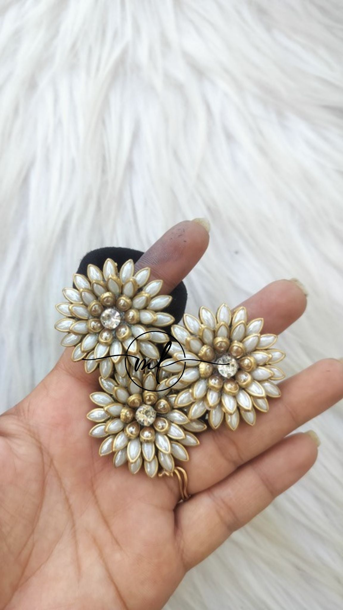 White Kundan Floral Hair Ties