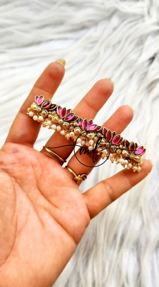 Linu lotus with drop hanging Center clip -7cm