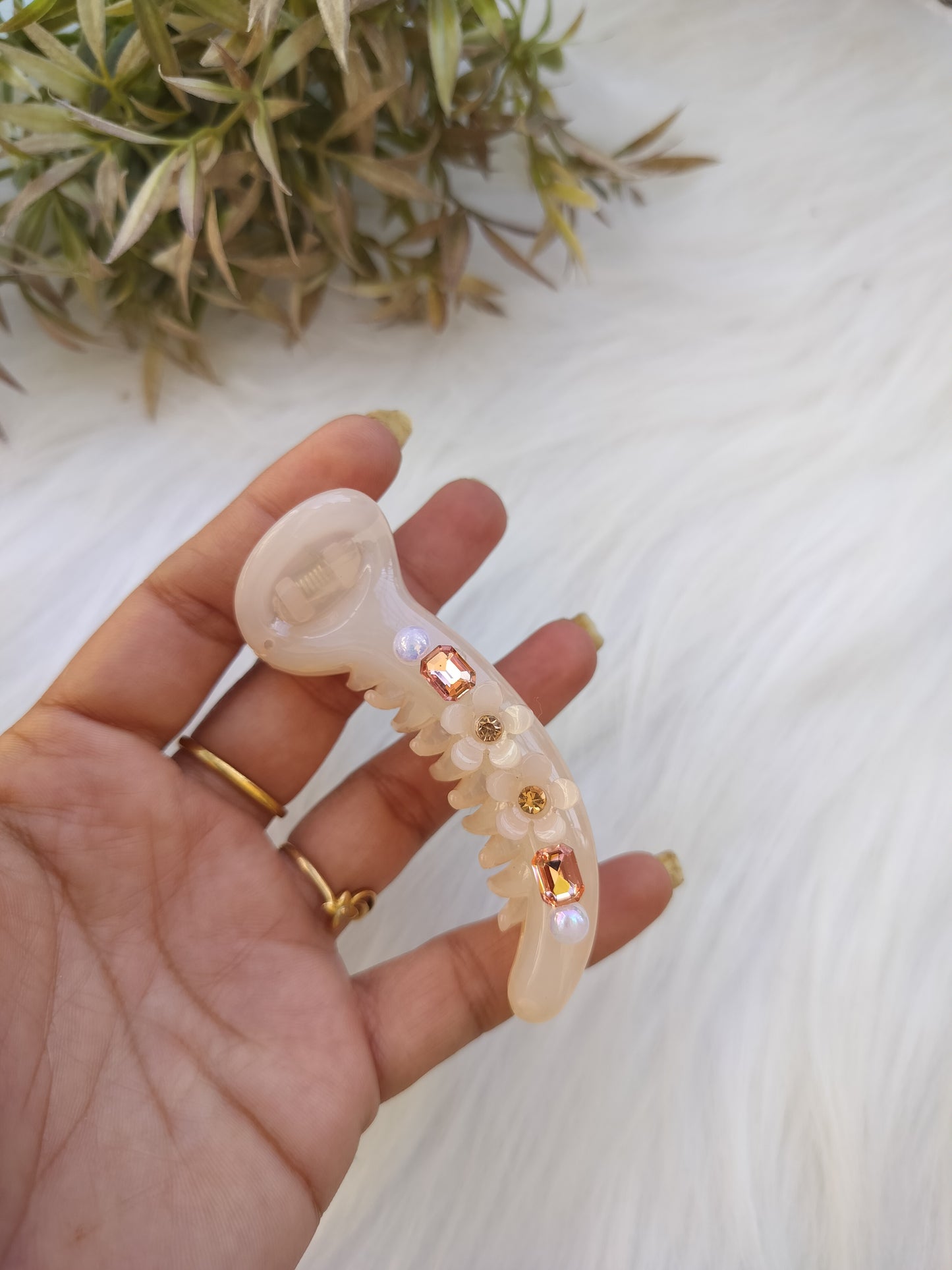 Peach flower Premium Banana Clip - V type