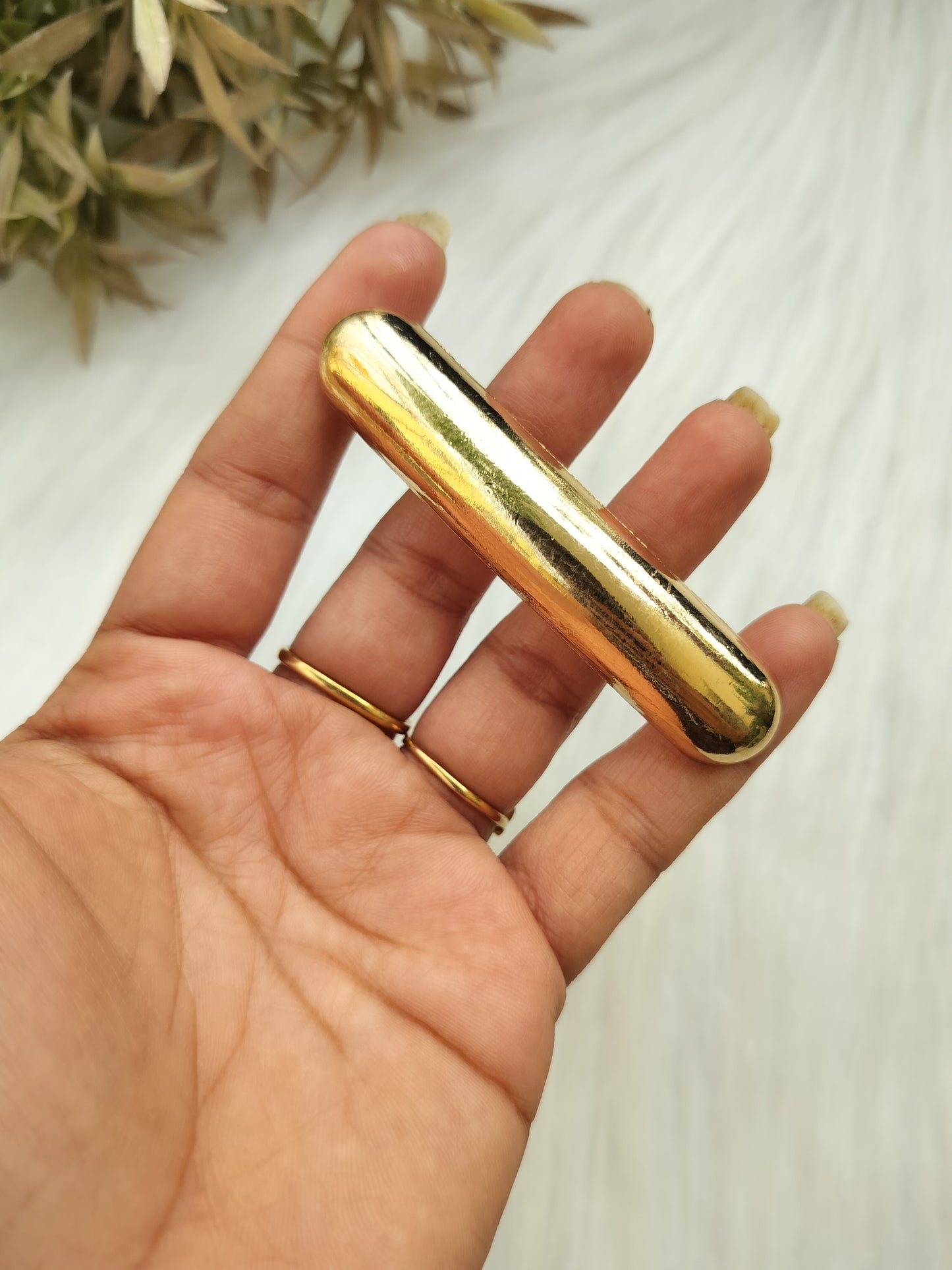 Anti-Tarnish Metal Premium Baratte Clip -Medium size