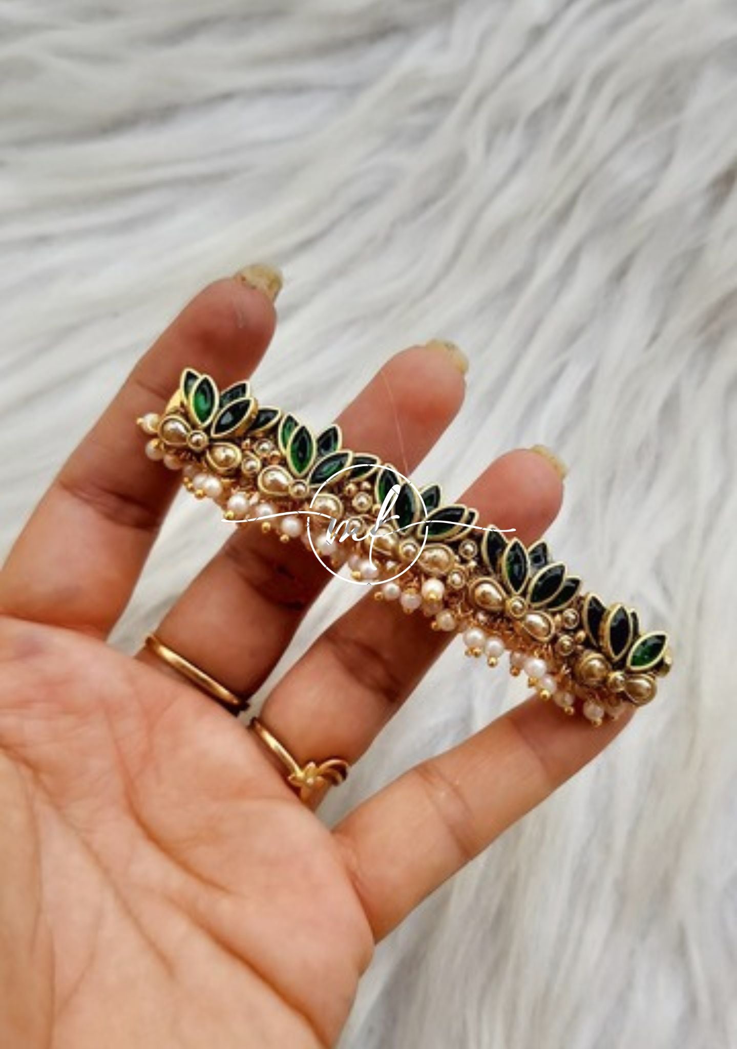 Linu lotus with drop hanging Center clip -7cm