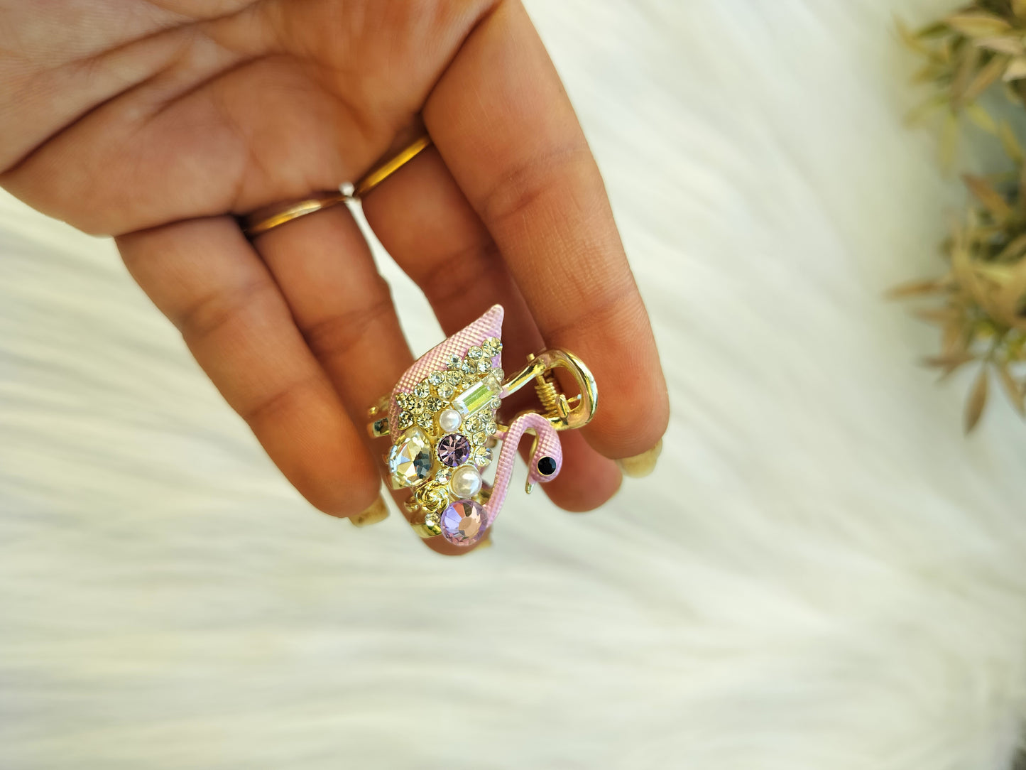 Pink Swan Fancy Mini Claw