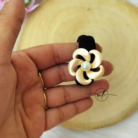 Golden Flower Hair tie