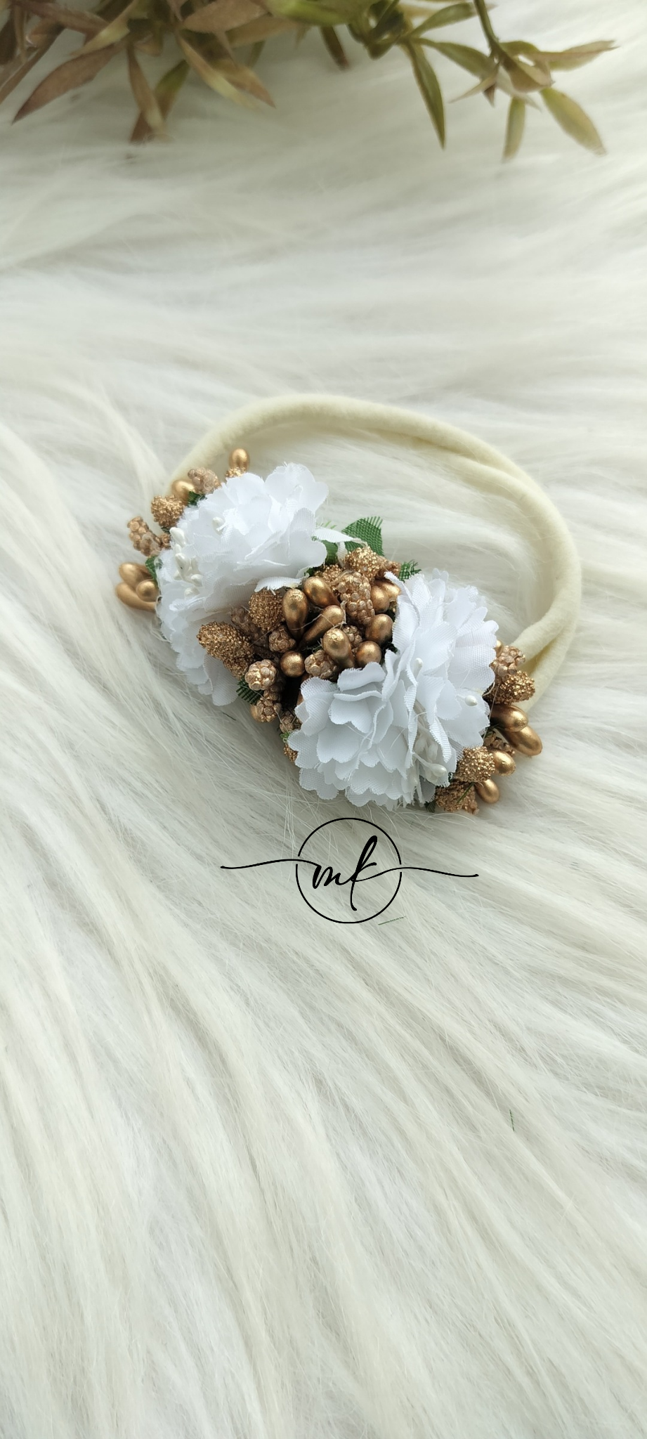 White pollen baby head band