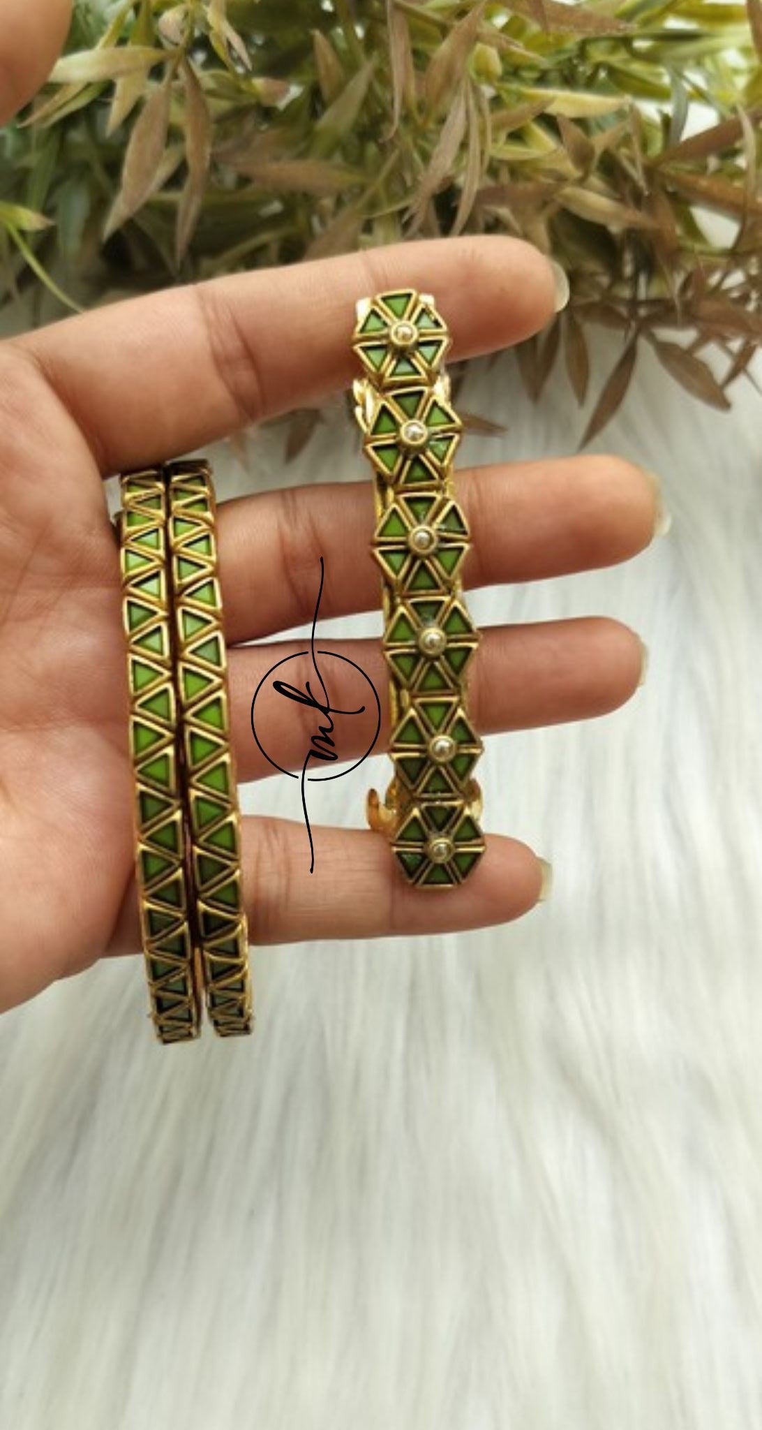 Green Kundan bangle Combo - 2 bangles+Centre clip
