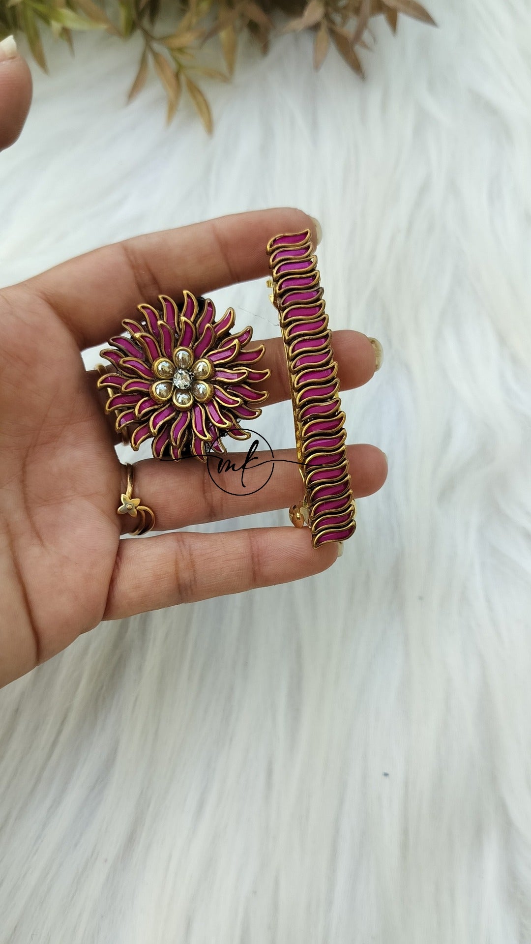 Hair Tie + Center clip Combo