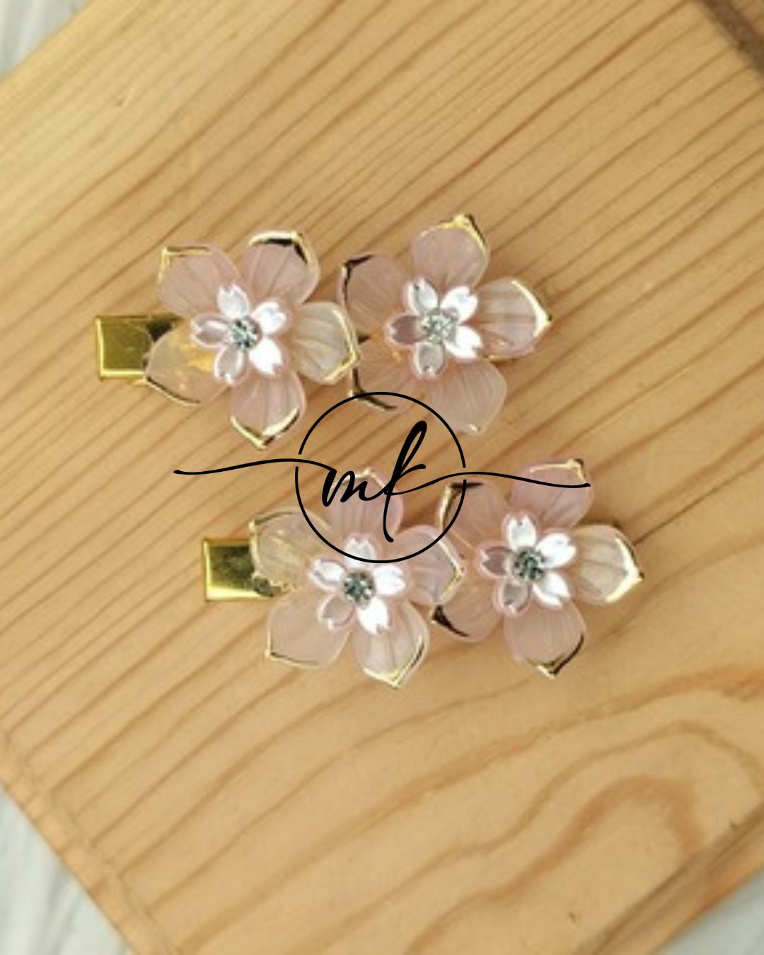 Pale Pink Floral Alligator Clip