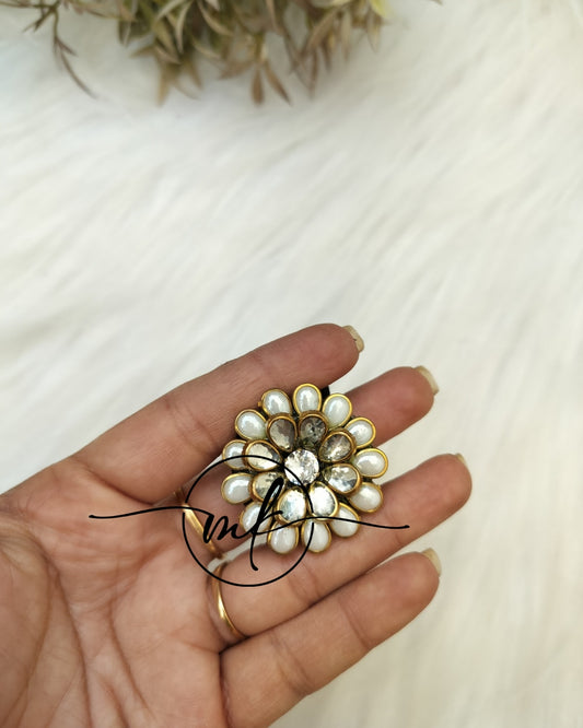 White Kundan Hair Ties
