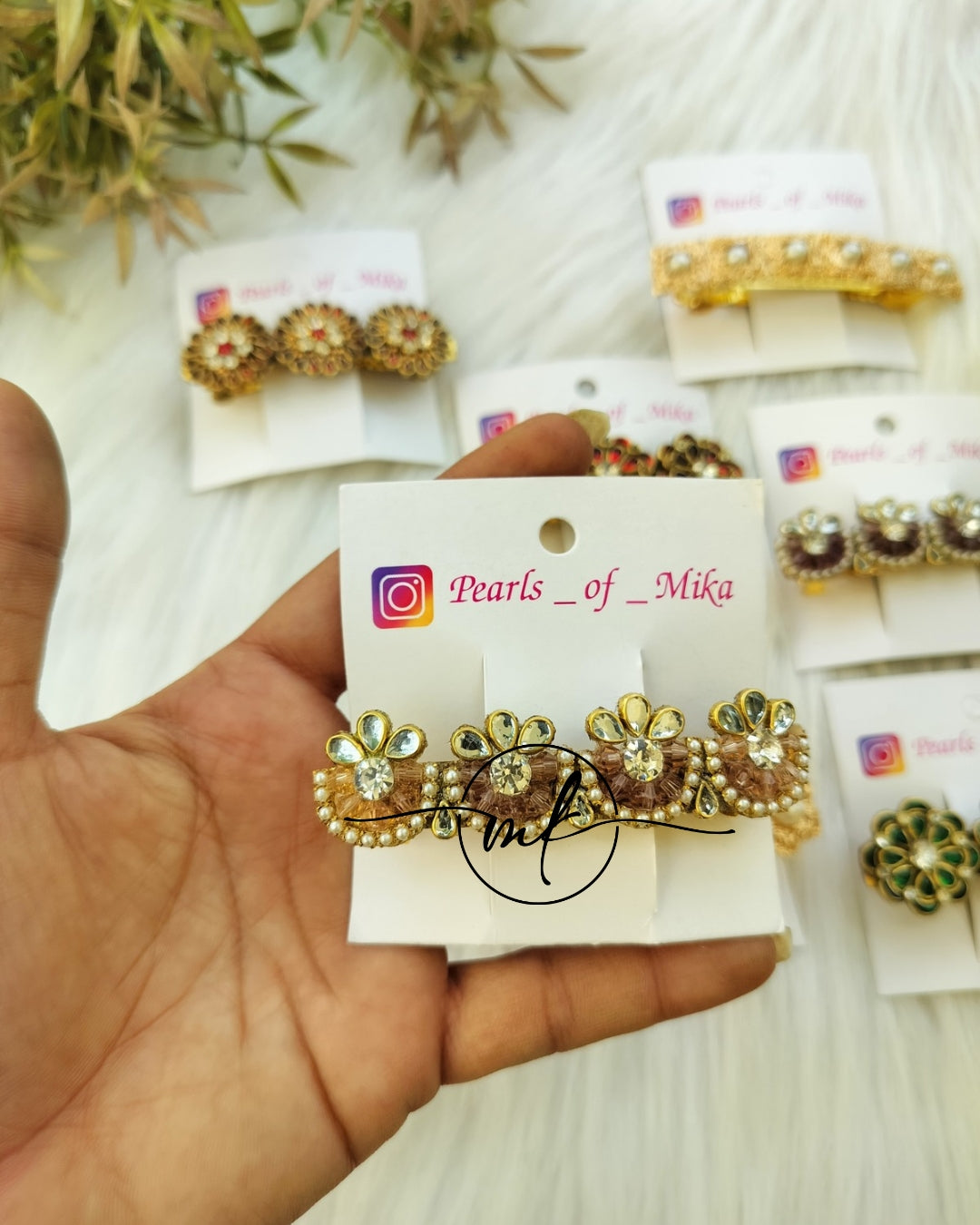Cumi pink kundan Center clip
