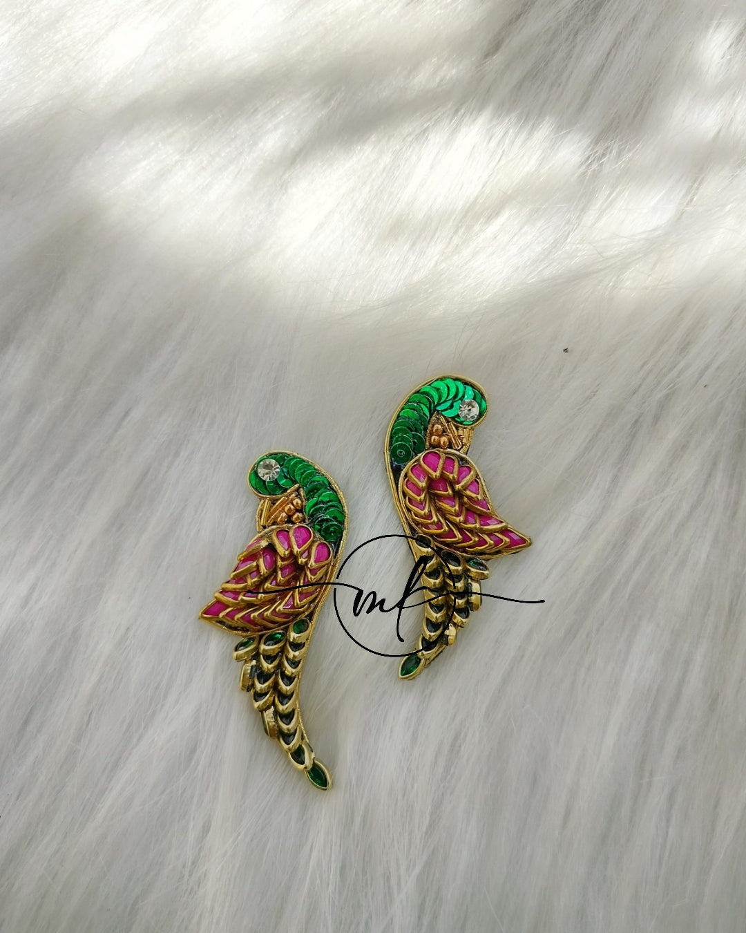 Pink Green Parrot Alligator clip