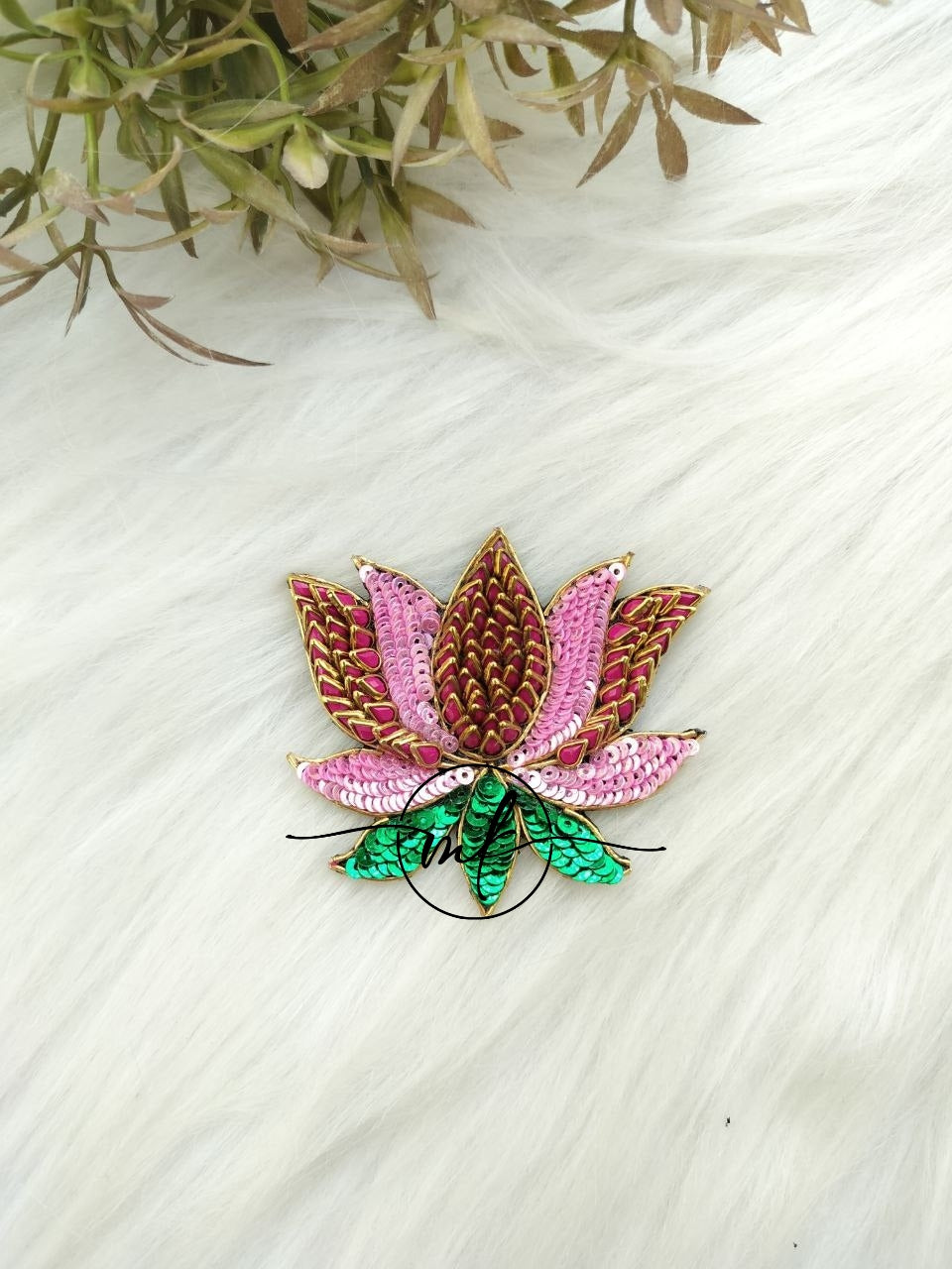 Lotus sequin Hair Brooch
