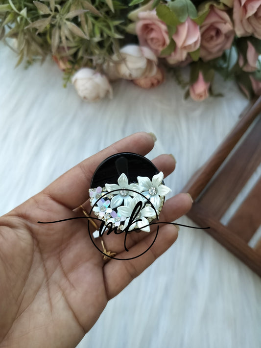 Floral Kundan Claw