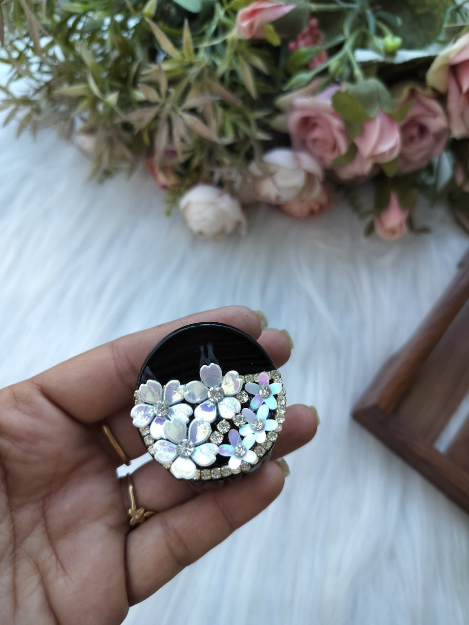 Floral Kundan Claw