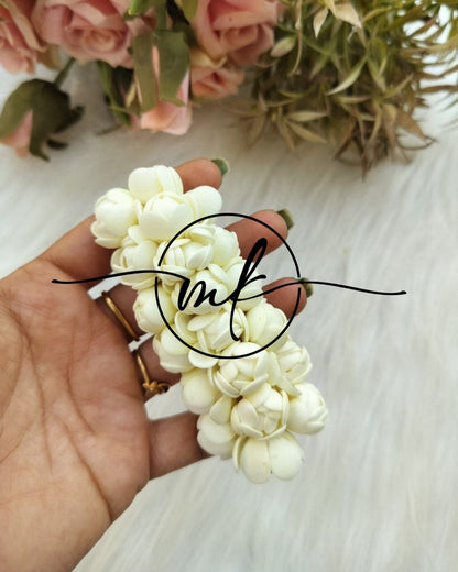 Jas White Jasmine Centre clip