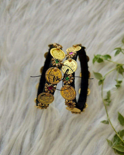 Black Coin Kundan bangle Set