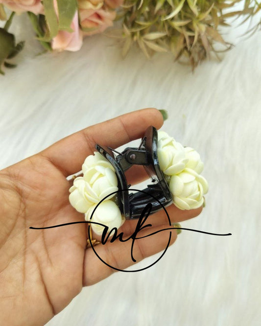 Jas white Jasmine Mini Bud claw