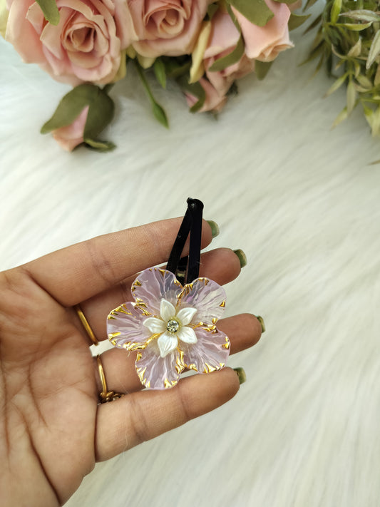Shea Transparent Pink Tic tac Clip