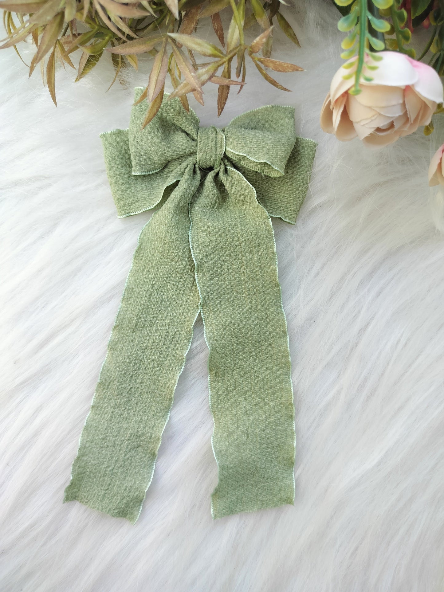 Long Tail Bow Alligator Clip
