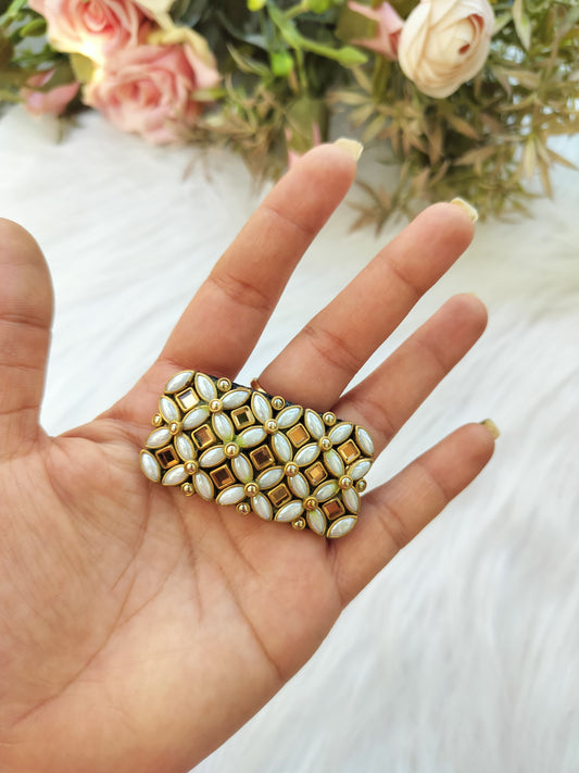 Kundan Alligator Pin - pair